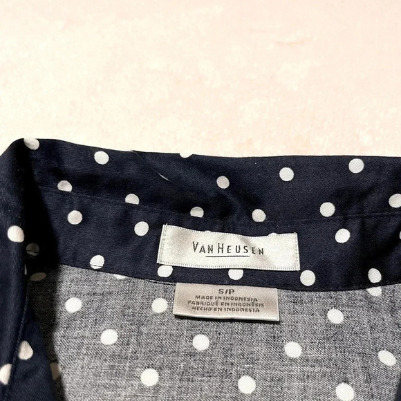 Van Heusen women’s navy blue blouse size s - Picture 1 of 2